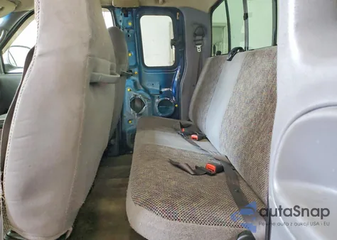 2001 Dodge Ram 1500 из США, поврежденный, VIN 3B7HC13Z21G720374